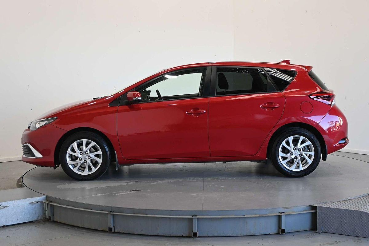 2017 Toyota Corolla Ascent Sport ZRE182R