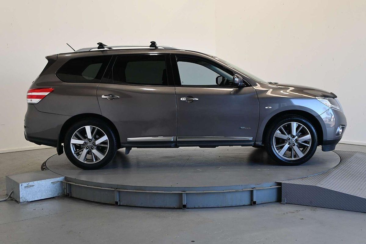 2014 Nissan Pathfinder Ti R52