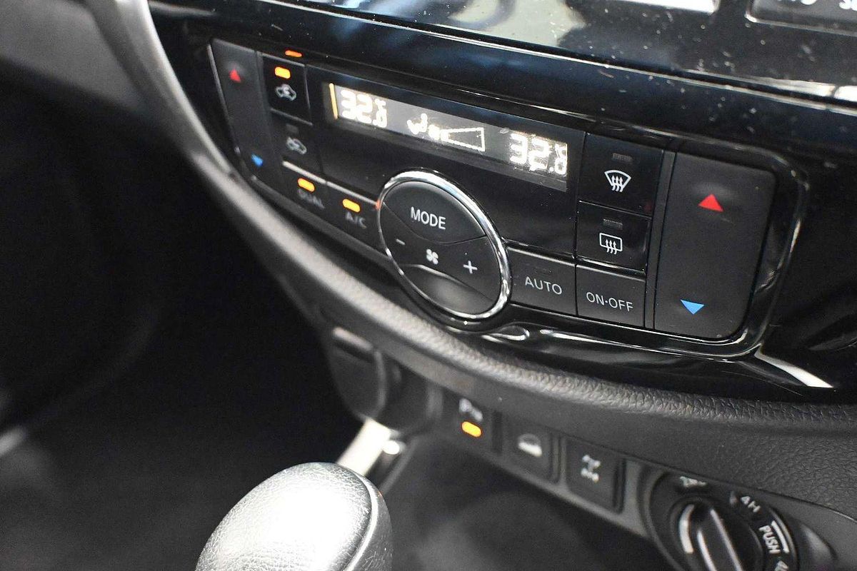 2017 Nissan Navara ST-X D23 Series 2 4X4
