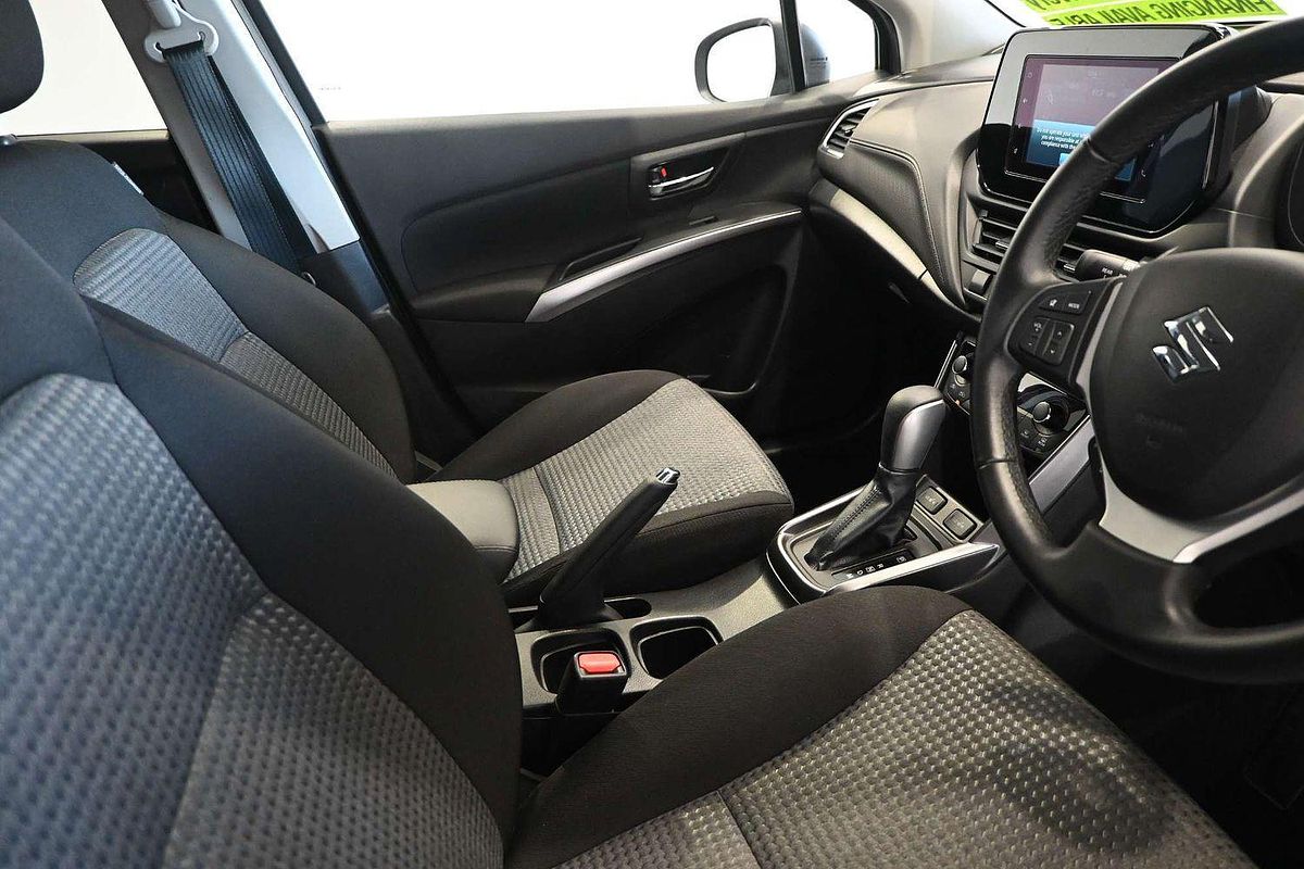 2023 Suzuki S-Cross JYB
