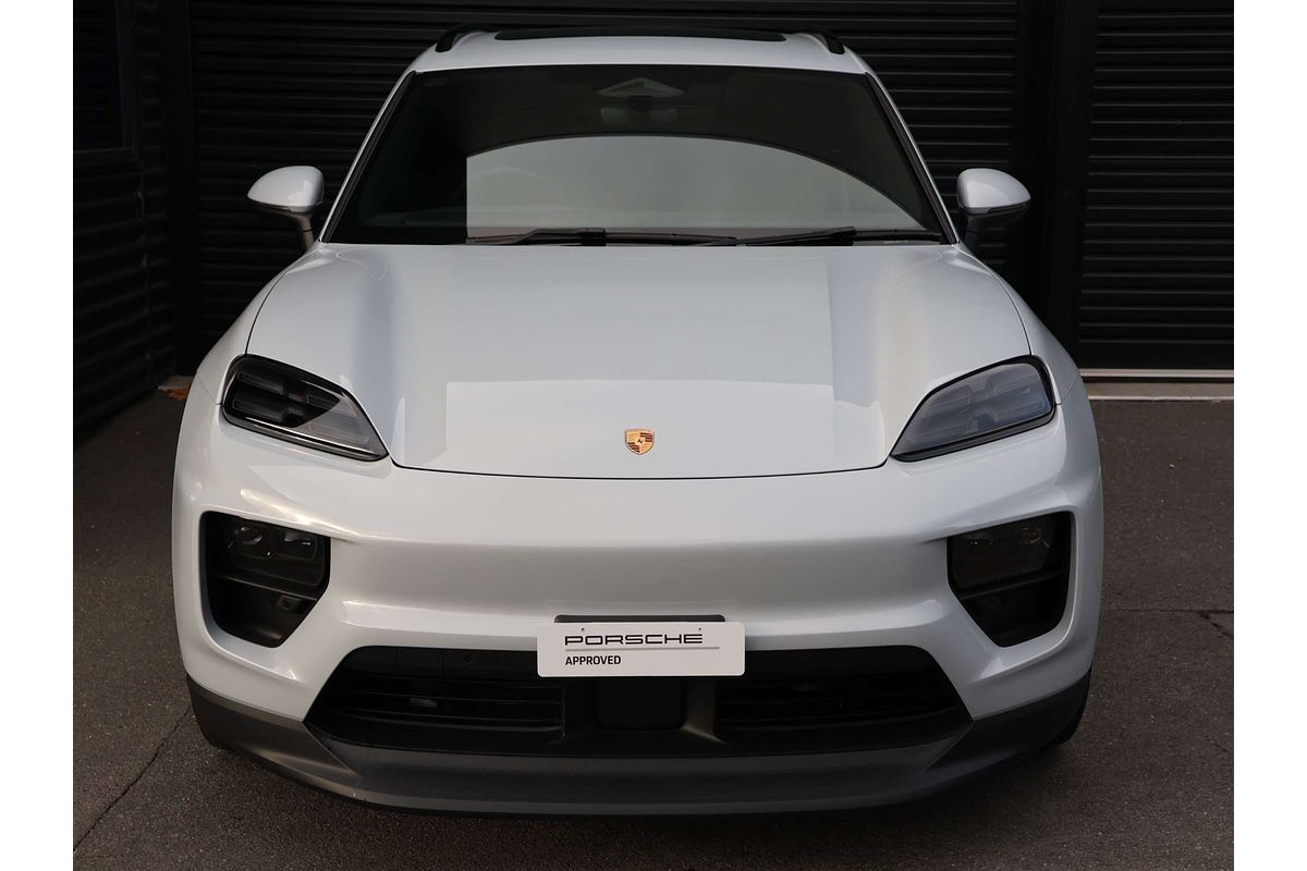 2024 Porsche Macan 4 XAB