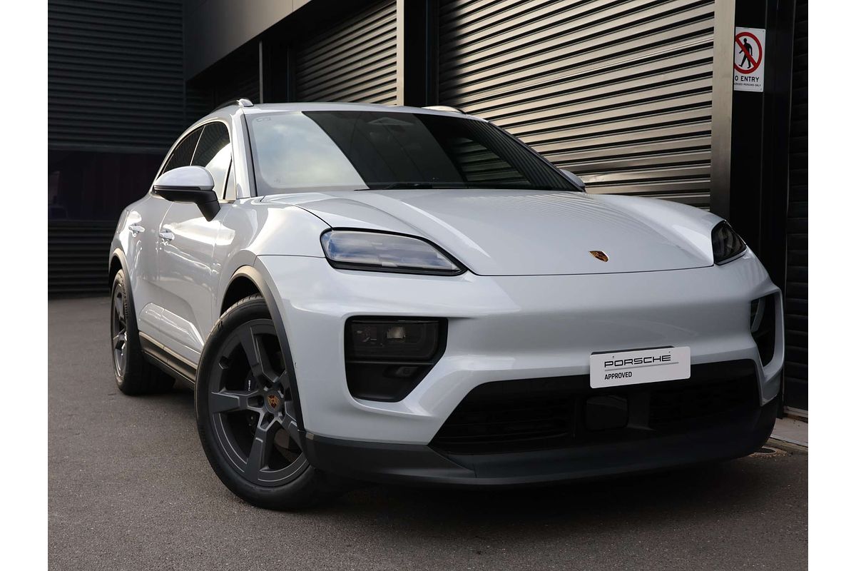 2024 Porsche Macan 4 XAB