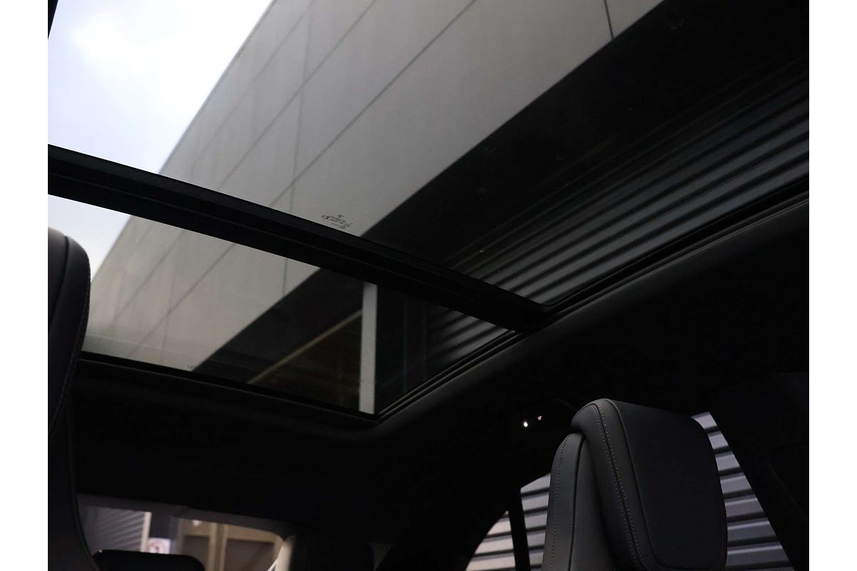 2024 Porsche Macan 4 XAB