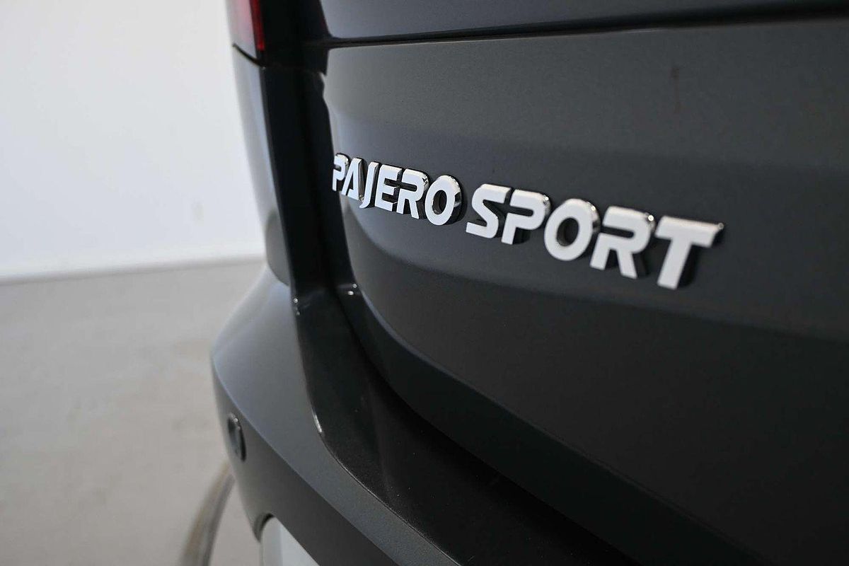 2020 Mitsubishi Pajero Sport GLX QF