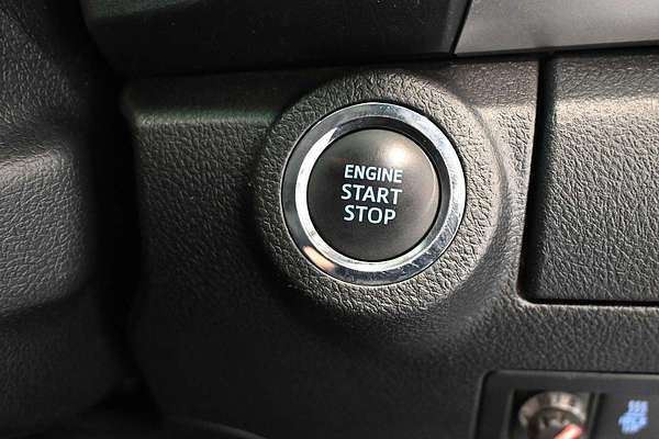 2021 Toyota Hilux SR5 GUN126R 4X4