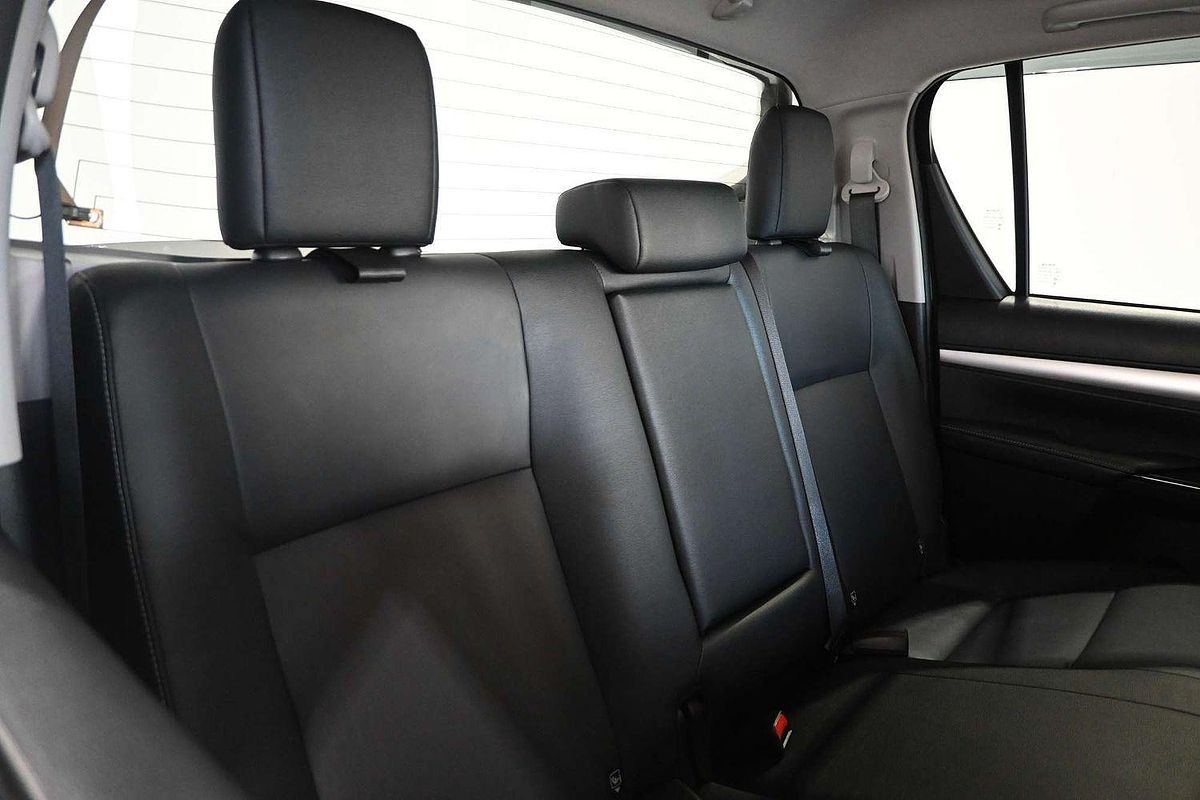 2021 Toyota Hilux SR5 GUN126R 4X4