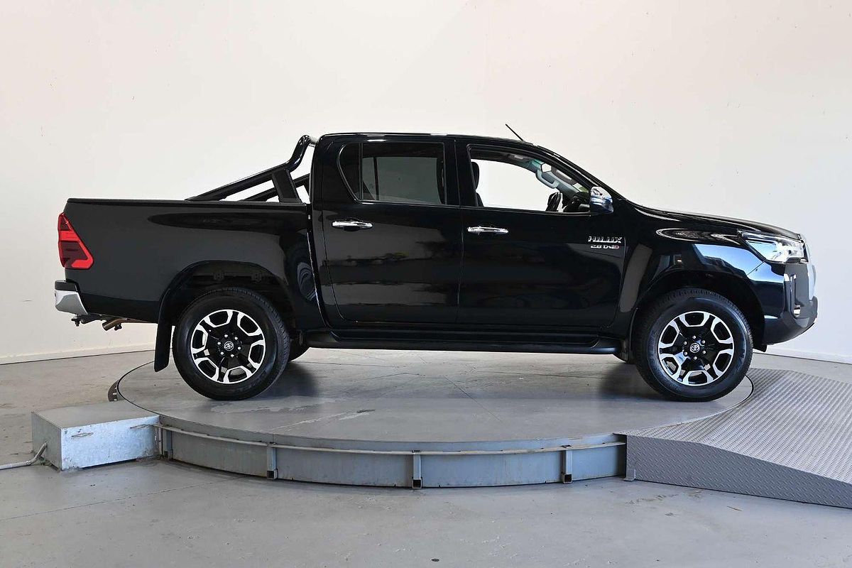 2020 Toyota Hilux SR5 GUN126R 4X4