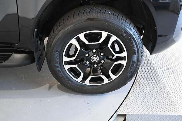 2020 Toyota Hilux SR5 GUN126R 4X4