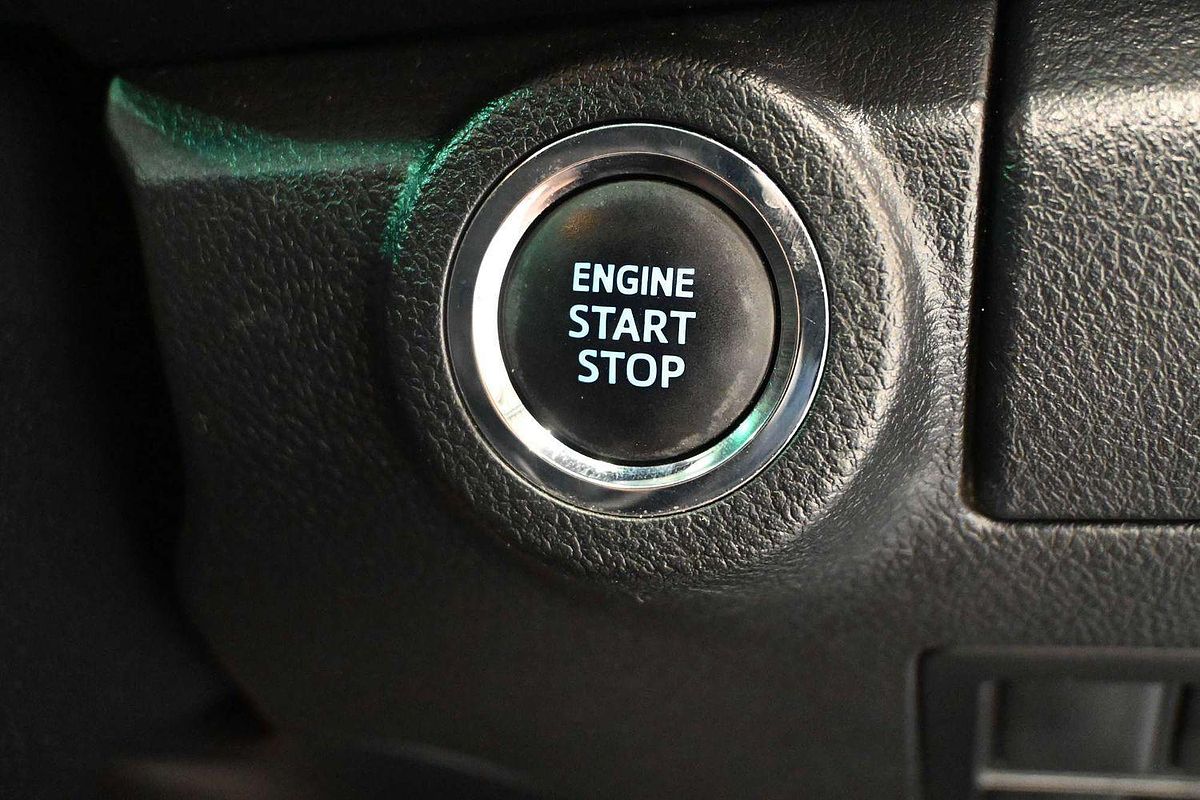2020 Toyota Hilux SR5 GUN126R 4X4