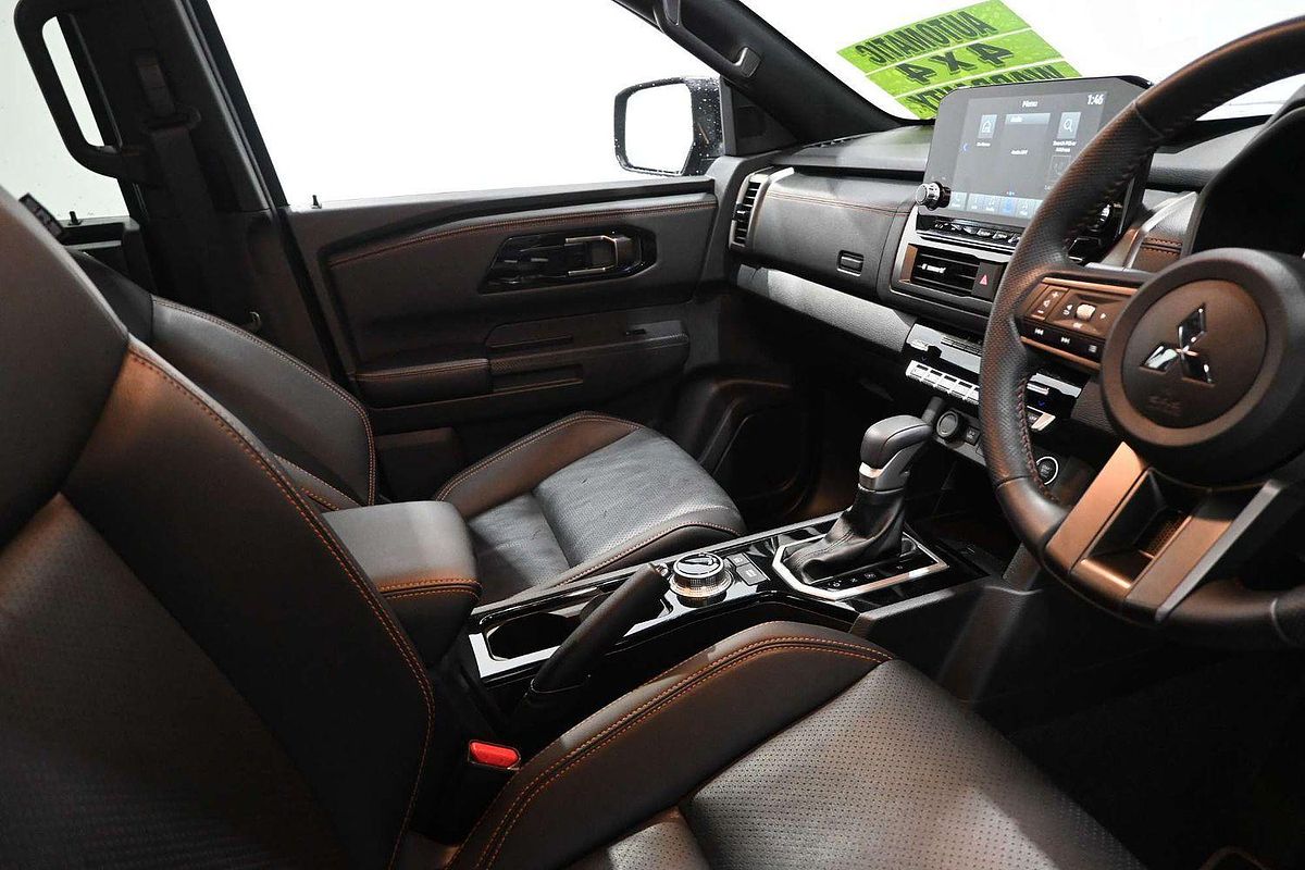 2024 Mitsubishi Triton GSR MV 4X4