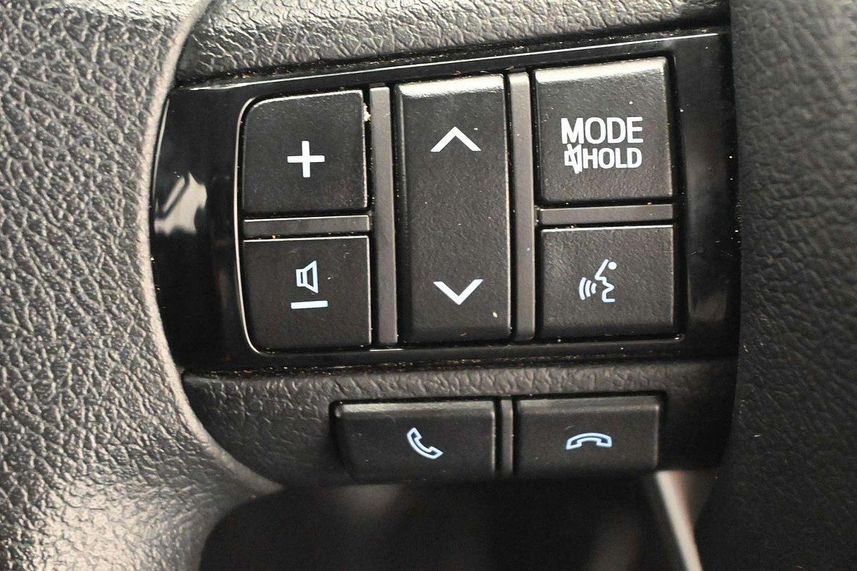 2020 Toyota Hilux SR GUN126R 4X4