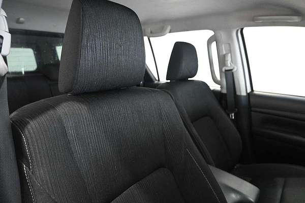 2020 Toyota Hilux SR GUN126R 4X4