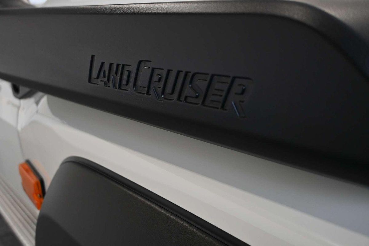 2025 Toyota Landcruiser GXL VDJL79R 4X4