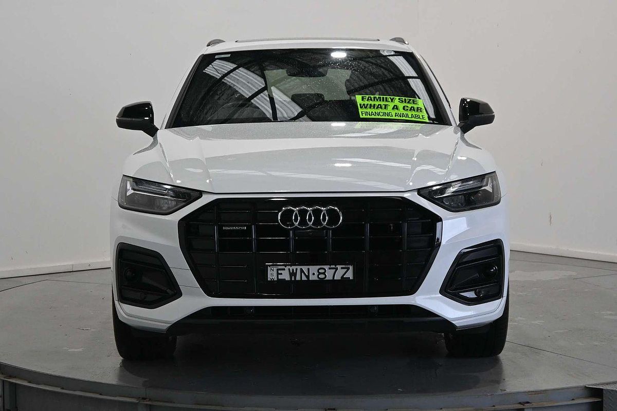 2022 Audi Q5 40 TDI FY