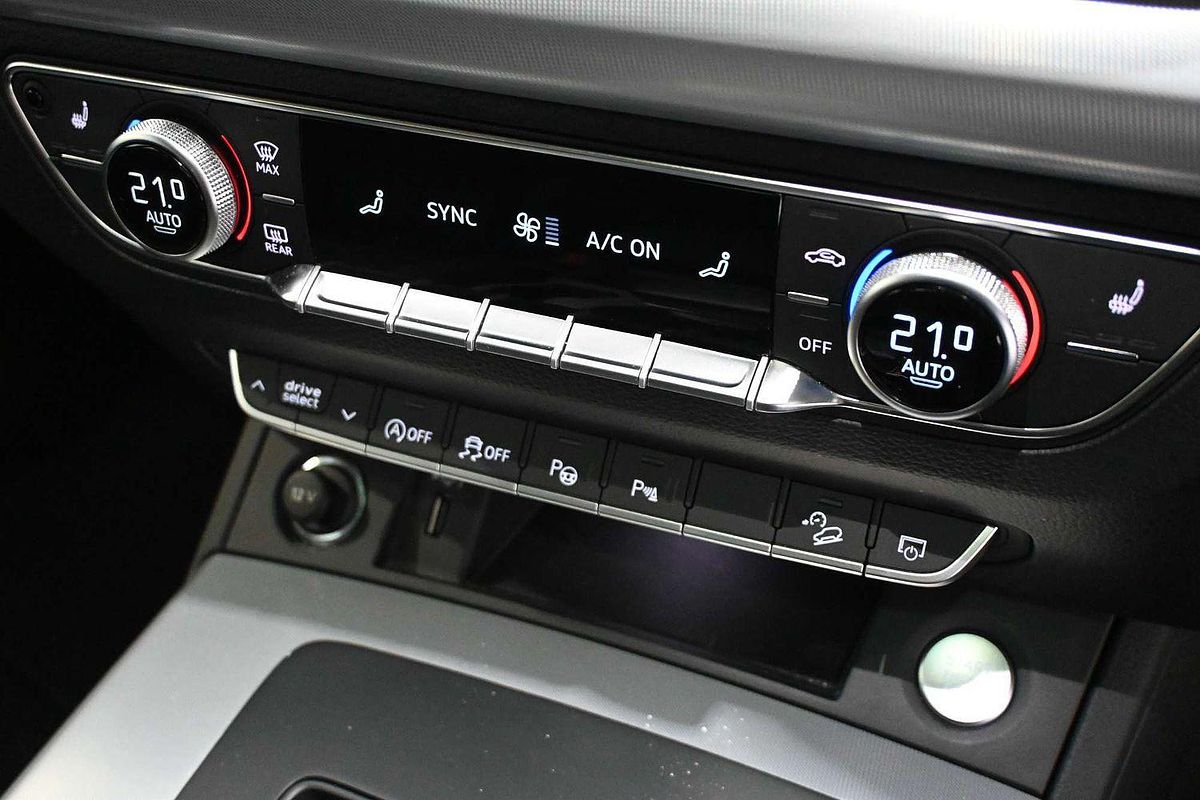 2022 Audi Q5 40 TDI FY