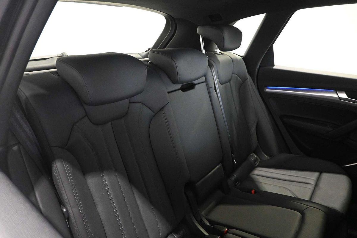 2022 Audi Q5 40 TDI FY