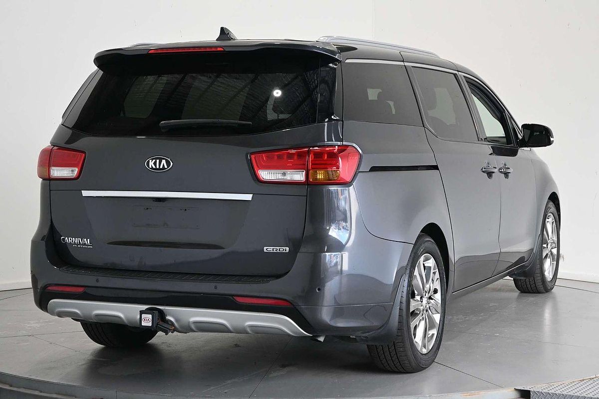 2017 Kia Carnival Platinum YP