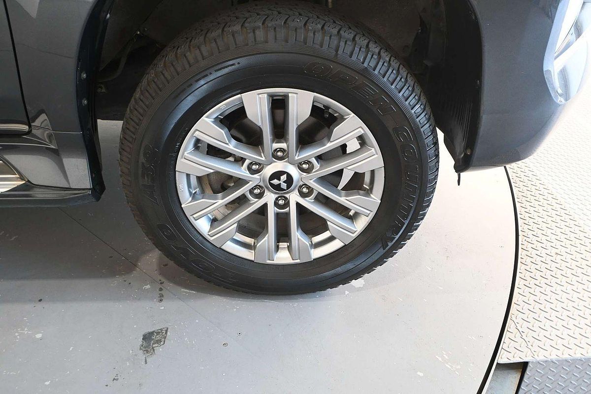 2021 Mitsubishi Pajero Sport GLX QF
