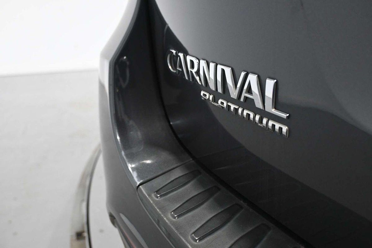2017 Kia Carnival Platinum YP