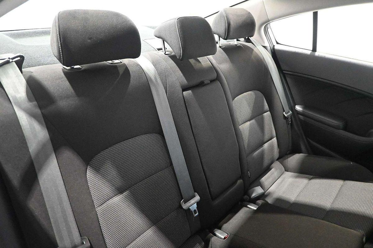 2017 Kia Cerato S YD