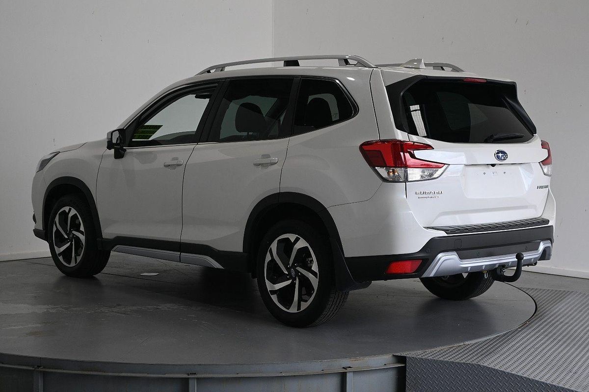 2023 Subaru Forester 2.5i-S S5