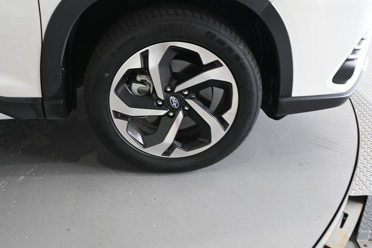 2023 Subaru Forester 2.5i-S S5