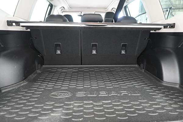 2023 Subaru Forester 2.5i-S S5