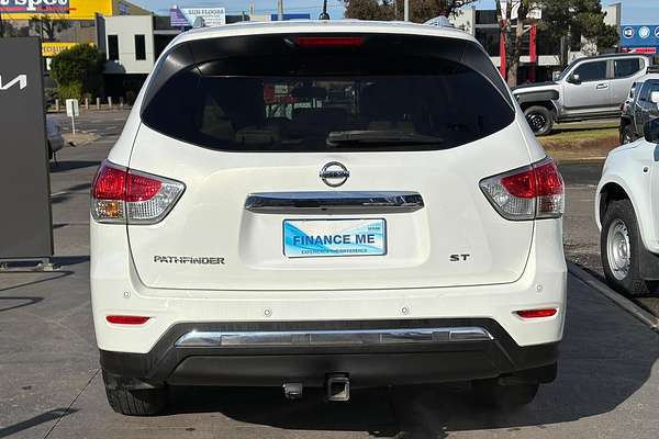 2014 Nissan Pathfinder ST R52