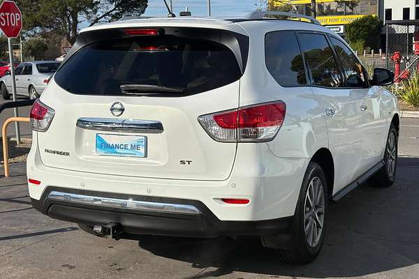 2014 Nissan Pathfinder ST R52