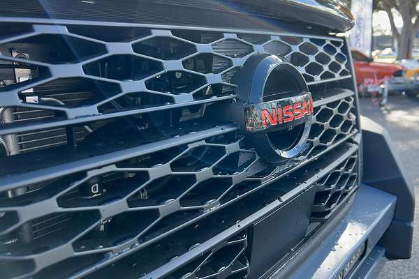 2025 Nissan Navara PRO-4X Warrior D23 4X4