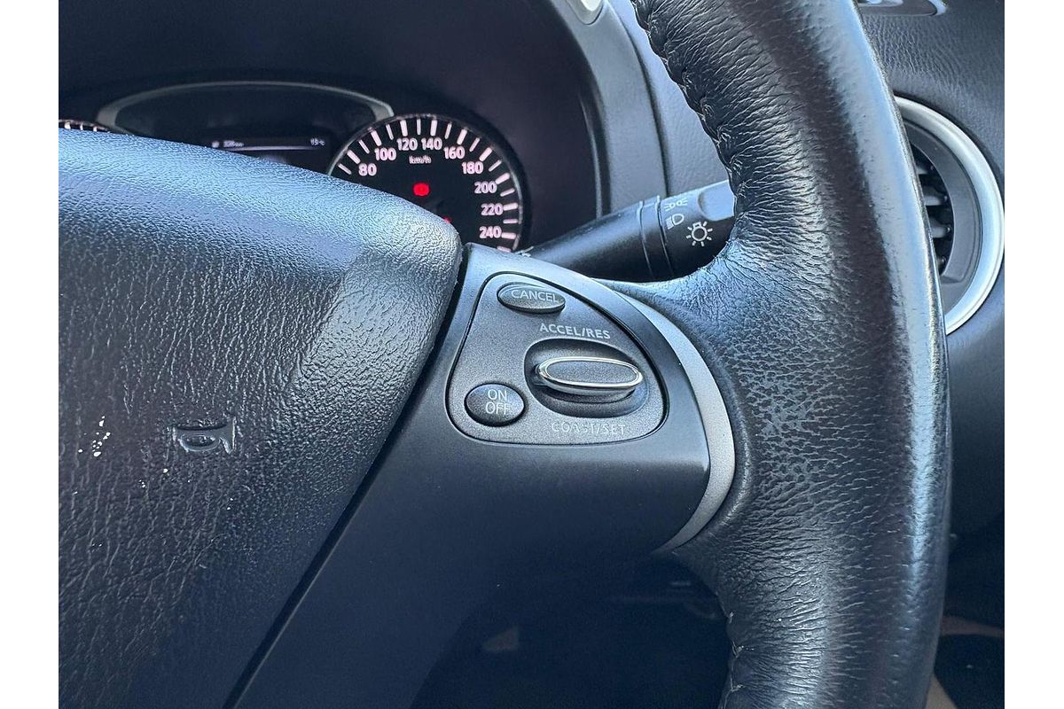 2014 Nissan Pathfinder ST R52