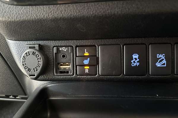 2019 Toyota Hilux Rogue GUN126R 4X4