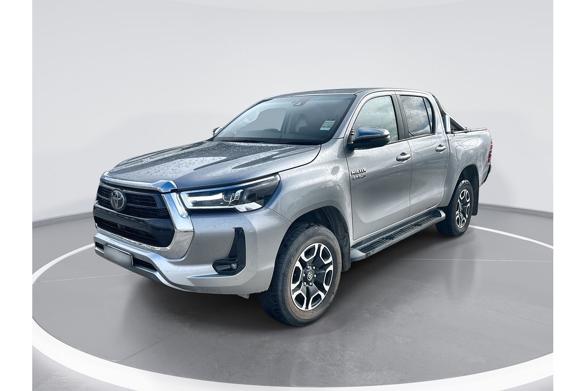 2023 Toyota Hilux SR5 GUN126R