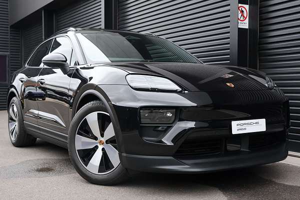 2024 Porsche Macan 4 XAB