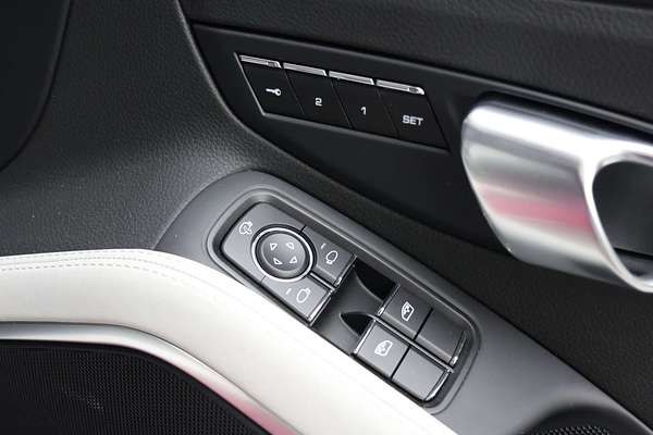 2024 Porsche 718 Boxster Style Edition 982