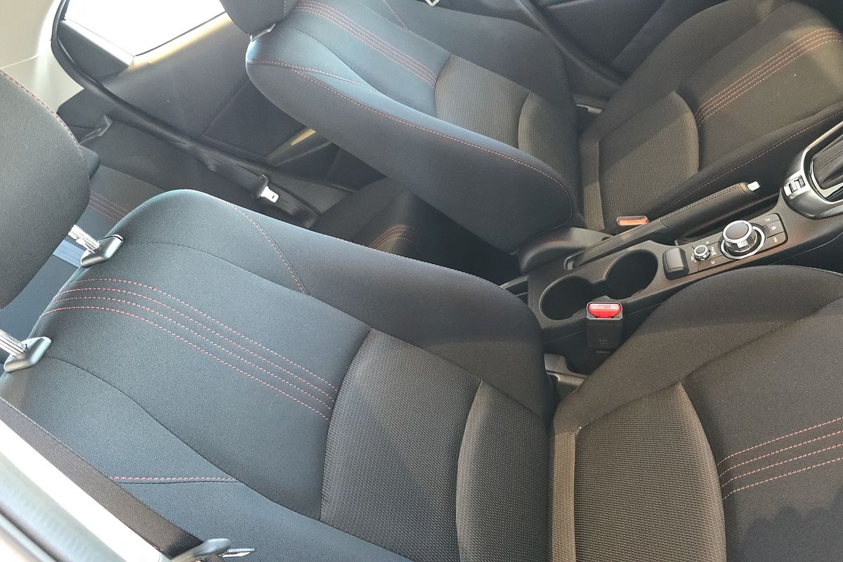 2024 Mazda 2 G15 Evolve DJ Series