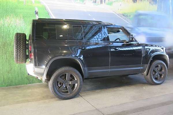 2020 Land Rover Defender 110 P400 HSE L663