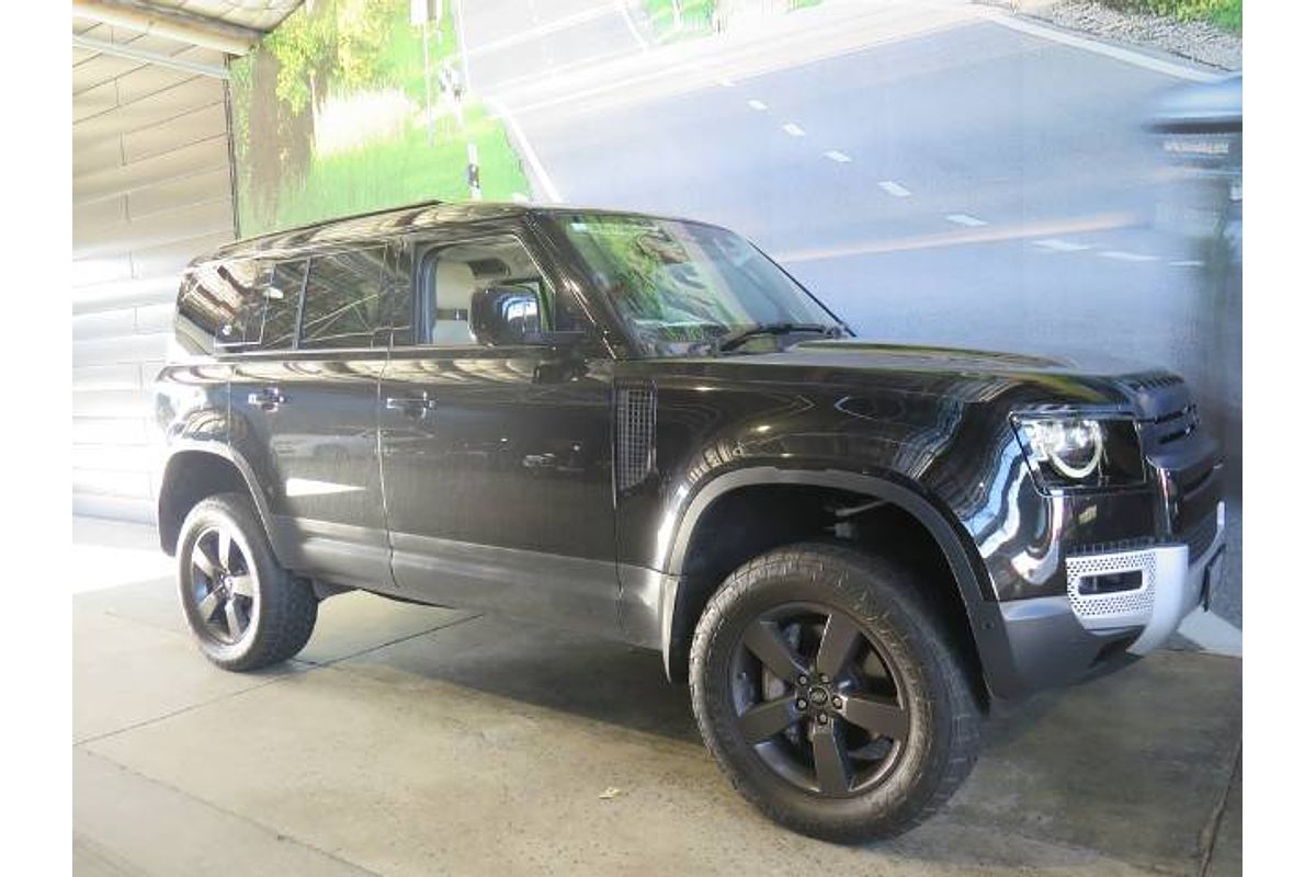 2020 Land Rover Defender 110 P400 HSE L663