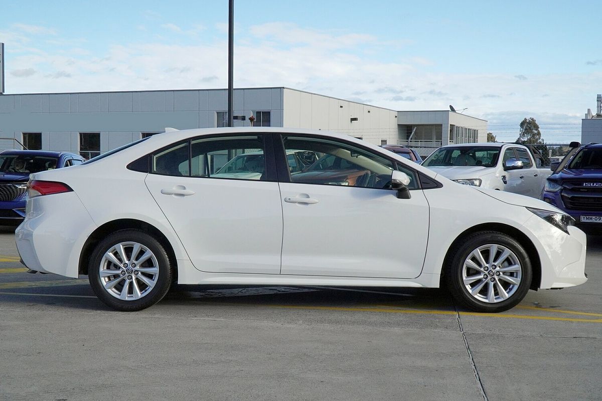 2022 Toyota Corolla Ascent Sport MZEA12R