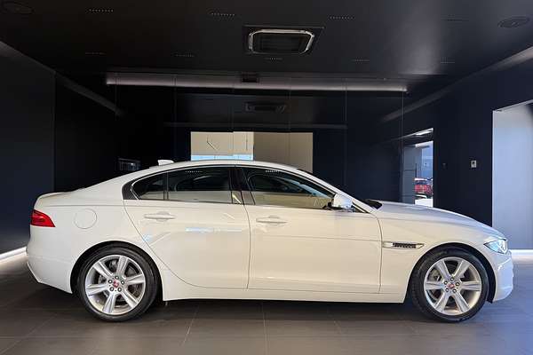 2016 Jaguar XE 20d Prestige X760