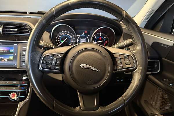 2016 Jaguar XE 20d Prestige X760
