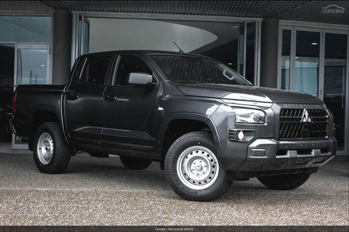 2024 Mitsubishi Triton GLX MV 4X4