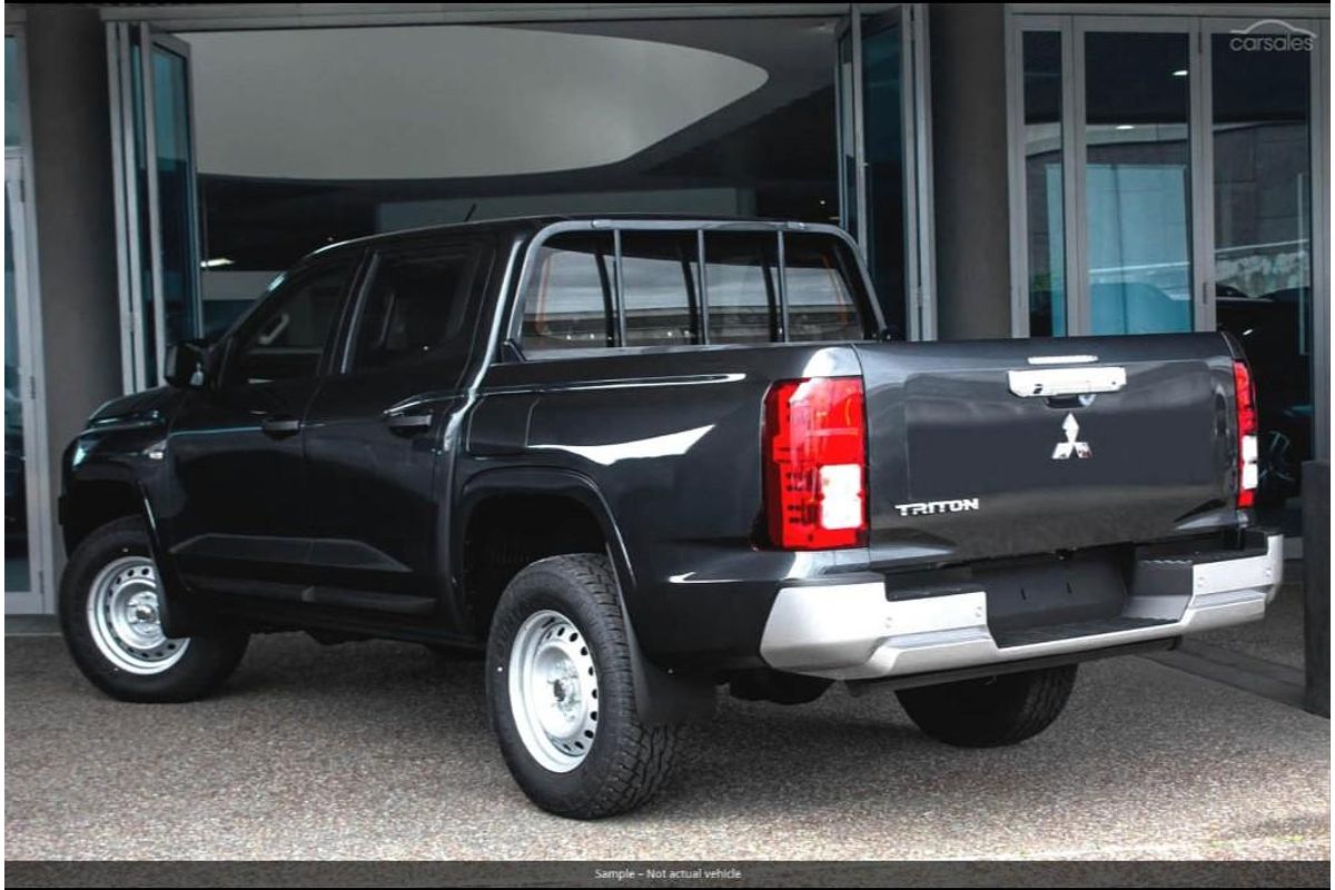 2024 Mitsubishi Triton GLX MV 4X4