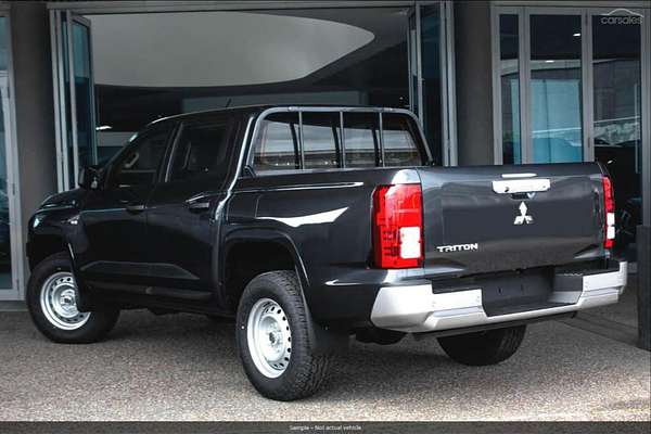 2024 Mitsubishi Triton GLX MV 4X4