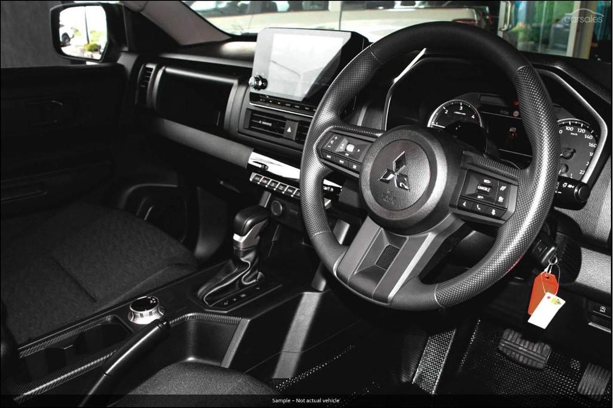 2024 Mitsubishi Triton GLX MV 4X4