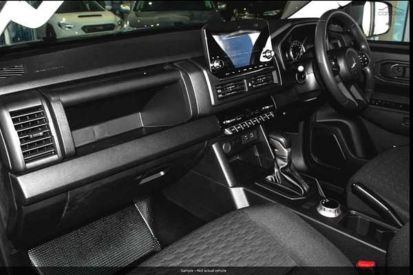 2024 Mitsubishi Triton GLX MV 4X4
