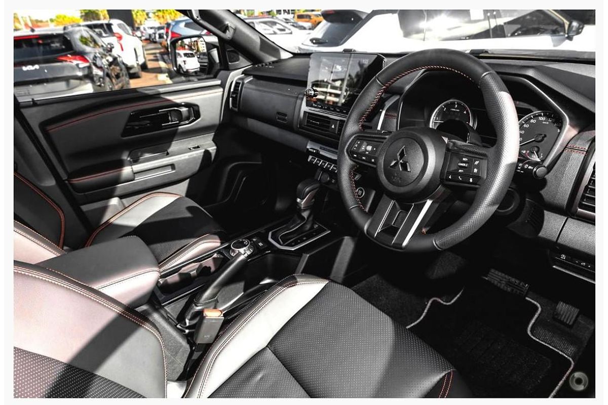 2024 Mitsubishi Triton GSR MV 4X4