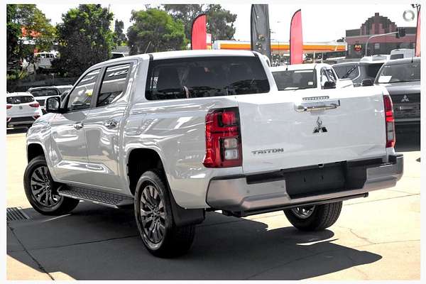 2024 Mitsubishi Triton GLS MV 4X4