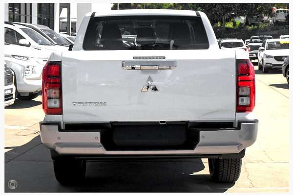 2024 Mitsubishi Triton GLS MV 4X4