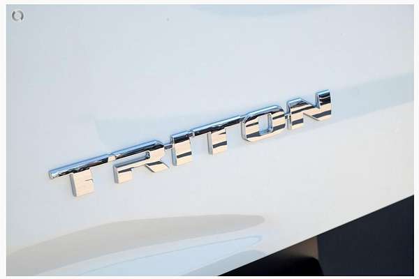 2024 Mitsubishi Triton GLS MV 4X4